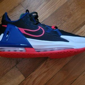 nike lebron